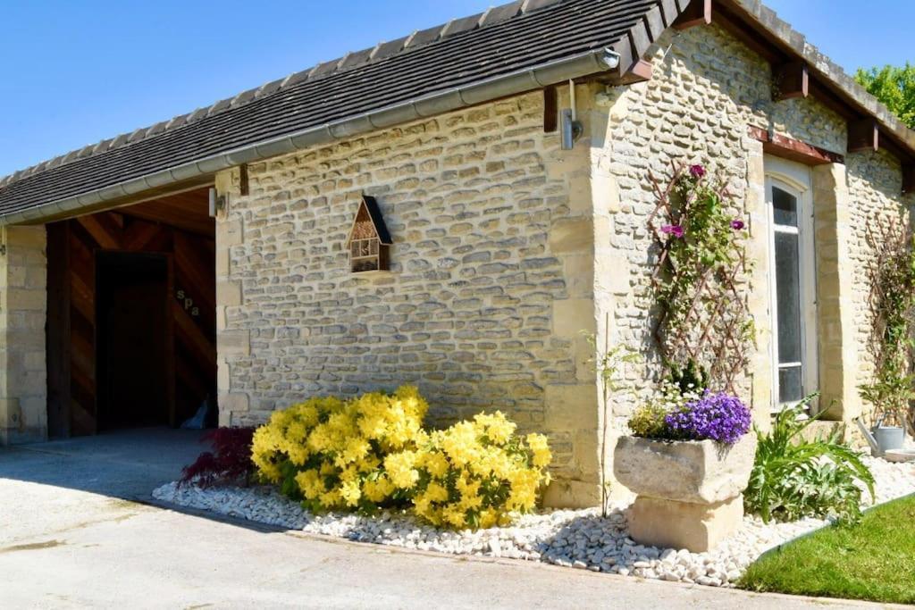 Bed and Breakfast L'Ecurie Gourmande Thaon Exterior foto